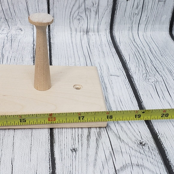 Mainstays 18 in. Wall Mounted Unfinished Wood Hook Rack, 4 Pegs - Picture 7 of 9